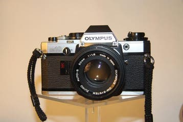 Olympus OM 10 + diverse lenzen | Single lens reflex camera, Nieuw