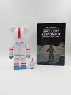 Medicom toy x Nasa - Be@rbrick Nasa Apollo 17 400% 100%