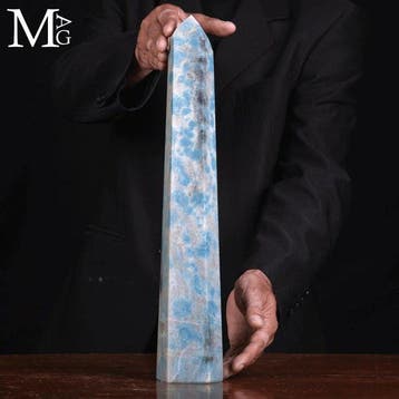 Blauwe Trolleiet Obelisk – Natuurlijke mineraalsculptuur -