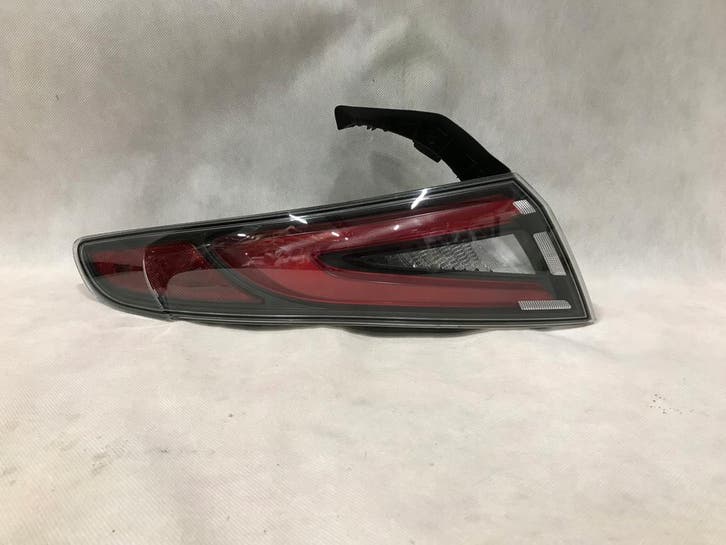 Alfa Romeo Giulia QV achterlicht links buiten LED, Auto-onderdelen, Verlichting, Gebruikt, Verzenden