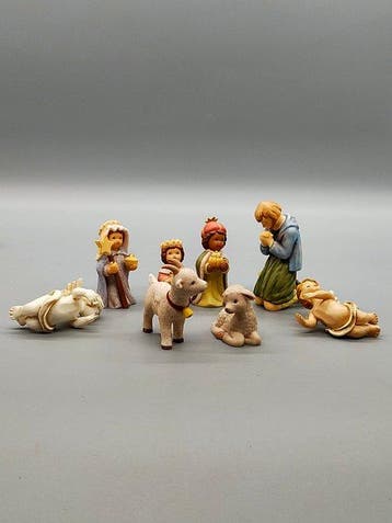 Goebel - Limpke Krippenfiguren Set 8-teilig – Porzellan