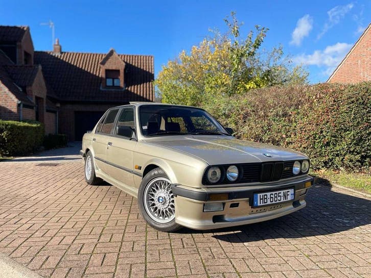Online veiling - BMW 325 I Sedan M-Technic 1 Vintage, Auto's, BMW, Ophalen