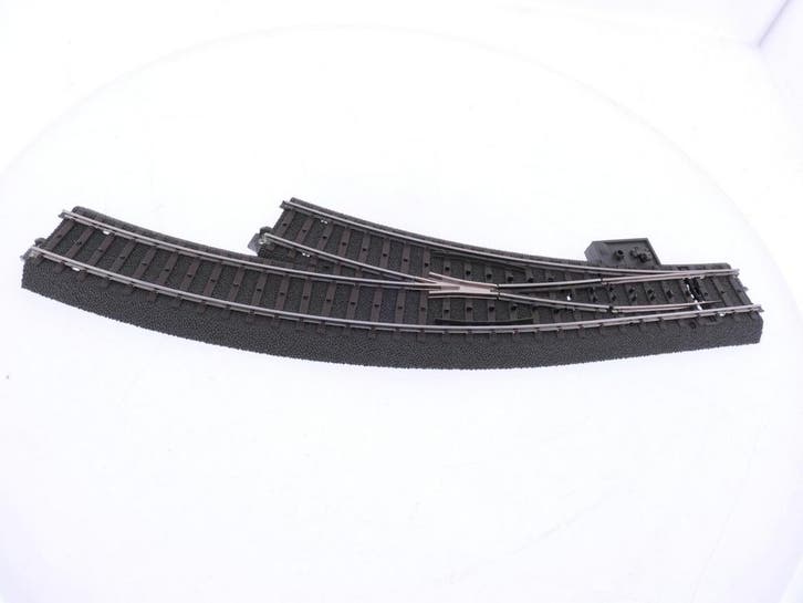 Schaal H0 Märklin 24672 meegebogen wissel rechts R1 360 m.., Hobby en Vrije tijd, Modeltreinen | H0, Wisselstroom, Analoog, Zo goed als nieuw