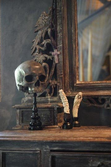 Beeld, NO RESERVE PRICE - Stunning human skull no jaw statue