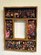 sculptuur, Retablo peruviano vintage - 40 cm - Hout, Klei,
