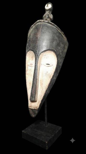 Superbe masque fang - ngil - Fang - Gabon (Sans prix de