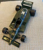 Bburago 1:14 - Modelauto - Bburago 2105 Lotus Essex Tissot, Nieuw