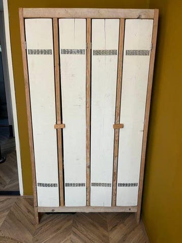 Armoire - Bois de pin - Armoire à casiers en bois