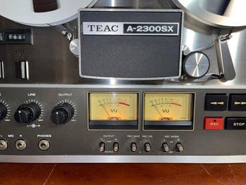 TEAC - A-2300SX Reel-to-reel deck 18 cm