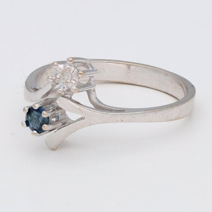 Ring - 14 karaat Witgoud - Saffier, Handtassen en Accessoires, Ringen