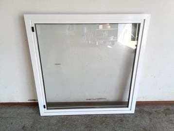 Koelcelkozijn met Dubbelglas Raam – B107 x D6 x H107 cm, Nieuw
