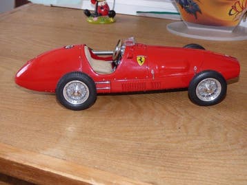 CMC 1:18 - Model raceauto - Ferrari 500 F2, 1953