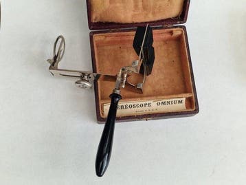 Stereoscope Damoy Omnium foldable in case , nickel plated