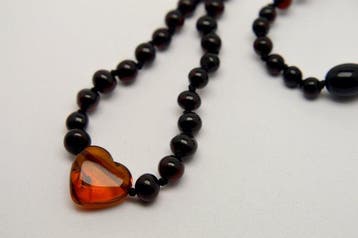 Ambre - Ambre balte naturelle. - Heart Love - Collier