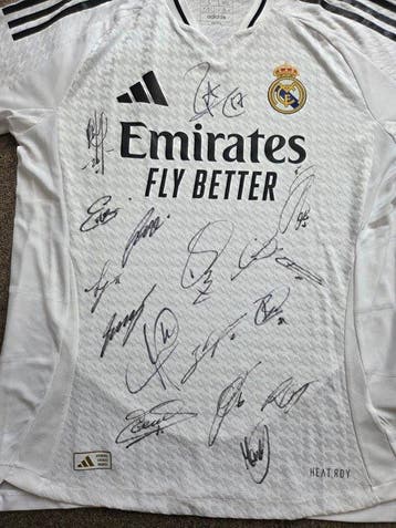 Real Madrid - Spaanse voetbal competitie - Team Signed -, Verzamelen, Nieuw