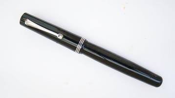 Omas - Lucens - Vulpen, Nieuw