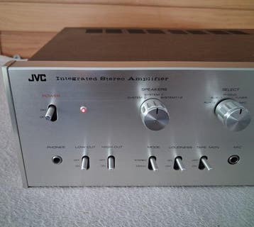 JVC - VN-300 Solid state geïntegreerde versterker, Nieuw