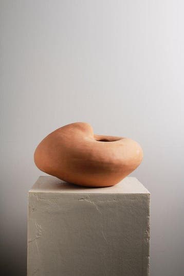 Valentina Cojocaru - Vaas - Aardewerk - Erosie
