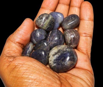 5 kg Natuurlijke Blauwe Iolite Getrommelde Stenen - India -