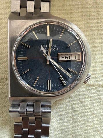 Bulova - Assymetric D-shape - Homme - 1971, Handtassen en Accessoires, Horloges | Heren, Nieuw