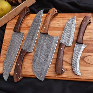 Keukenmes - Chefs knife - hout en handgemaakt gevouwen