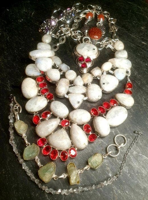 Themacollectie - Groot lot gebruikte sieraden, natuurlijke, Verzamelen, Mineralen en Fossielen