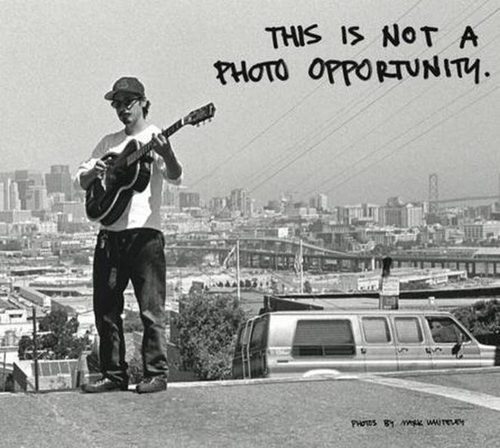 This Is Not A Photo Opportunity 9781584233602 Mark Whiteley, Livres, Langue | Anglais, Envoi