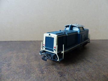 Märklin H0 - 3147 - Locomotive diesel (1) - BR 212 - DB