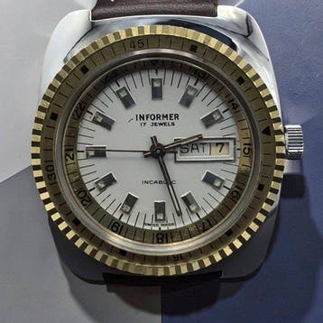 Informer - Vintage Cushion Case Day-Date (17 Jewels) -, Nieuw