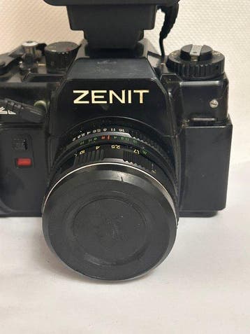 KMZ Krasnogorsk Zenit 122 + Valdai MC Helios-44M-6 2/58mm +, Nieuw