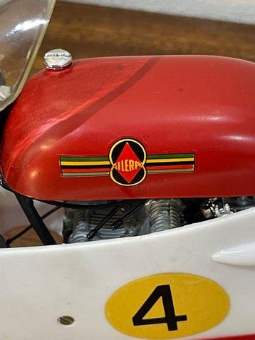 Protar 1:10 - Moto miniature - Gilera 500cc Grand Prix /