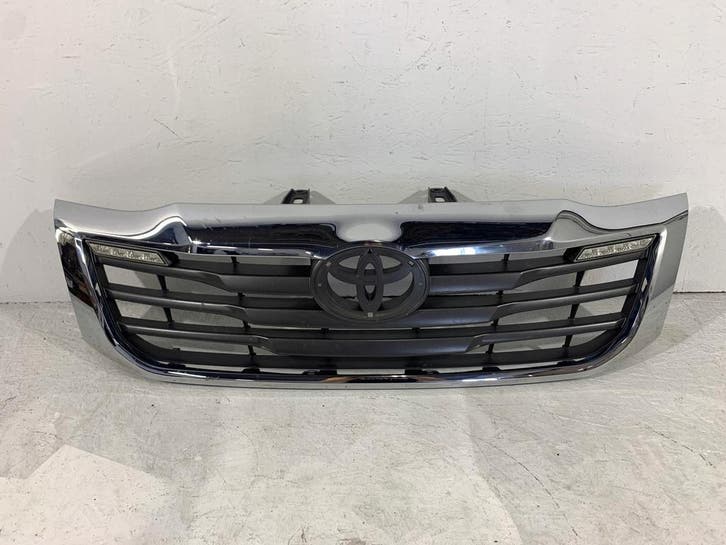 Toyota Hilux N70 12-> grille voorradiator, Autos : Pièces & Accessoires, Carrosserie & Tôlerie, Envoi