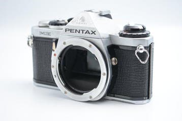 Pentax ME + SMC Pentax-A Zoom 3.5-4.5/35-70mm Single lens