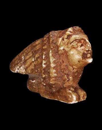 Oud-Egyptisch Albast - Vogel Ba, met een menselijk hoofd (de