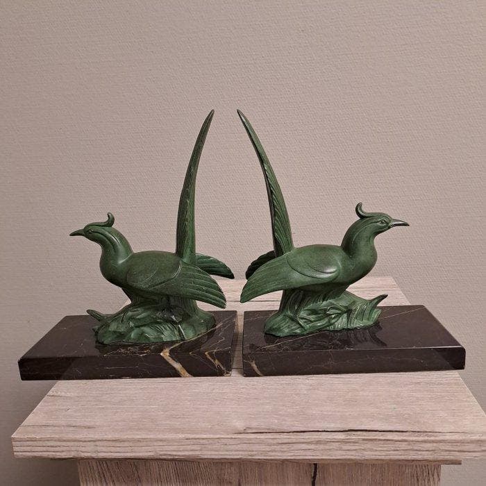 Boekensteunen (2) - Paradijsvogels - Marmer, spelter, Antiquités & Art, Art | Objets design