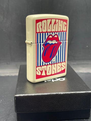 Zippo - ZIPPO ROLLING STONES COLOR - Zonder minimumprijs -