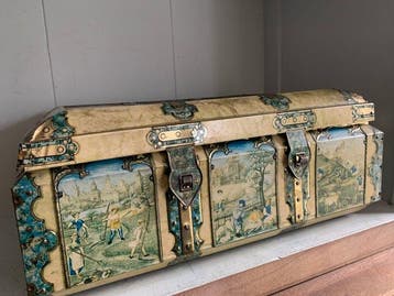 1950s Storage Trinket - Middeleeuws Tafereel - GBC -