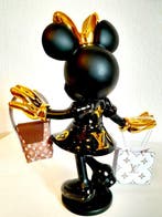 Jan Marti - Luxury Minnie 9/99