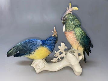 Karl Ens, Volkstedt - Beeldje - Pappagallo e caccatua