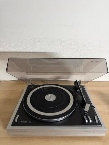 Philips - Automatic 418 Belt-Drive Semi-Automatic, Nieuw