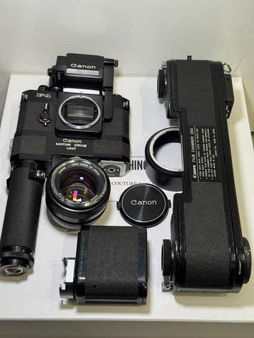 Canon F-1 - Édition Spéciale : Édition Correspondant de, Nieuw