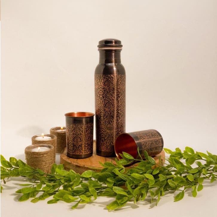 Puur koperen set van fles bloempatroon antique (± 950 ml-300, Sports & Fitness, Produits de santé, Wellness & Bien-être, Enlèvement ou Envoi