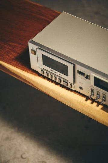 Technics - M205 with Dolby B noise reduction Audiocassette