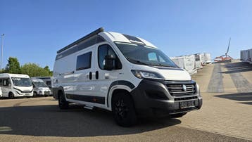 Chausson Roadline V690 zeer verzorgd, hefbed achteraan 40442, Caravans en Kamperen, Buscamper of Camperbus, Ringverwarming, Fiat