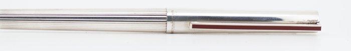 S.T. Dupont - Stylo à plume, Collections, Stylos