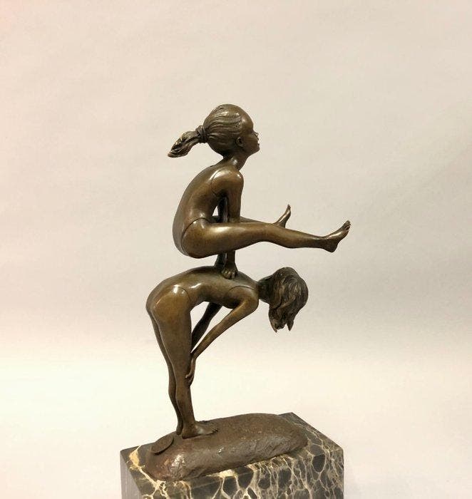 Sculpture, Kinderen spelen haasje over - 30 cm - Bronze, Antiek en Kunst, Kunst | Designobjecten