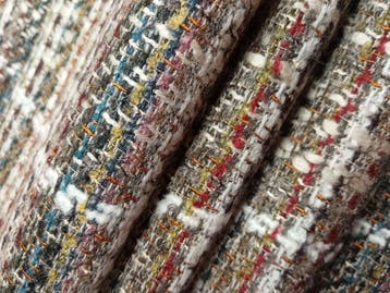 Zuivere alpacawol E 481 afmetingen 4,80 × 1,60 m - Textiel -
