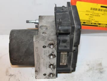 ABS Pomp Nissan Primera O131056, Nieuw