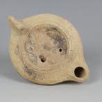 Oud-Romeins Terracotta Olielamp die een borstbeeld van
