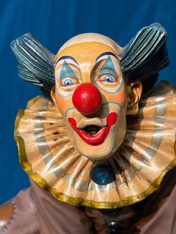 Jun Asilo - Figuur - Acrobatische clowns - Hars, Antiek en Kunst